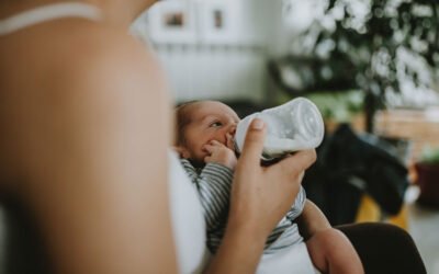 Bottle Feeding Your Newborn – Pregnancy & Newborn Magazine