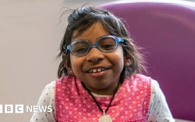 Girl receives UK's first rejection-free kidney from mum