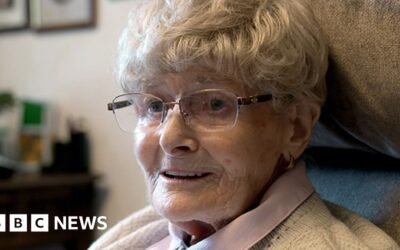 Two-tier care crisis: People forced to pay or wait