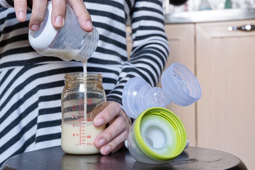 Can You Mix Breast Milk From Different Days? Experts Explain