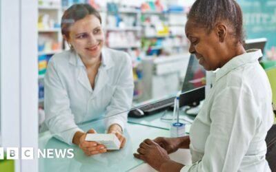 Pharmacists to prescribe drugs for minor illnesses