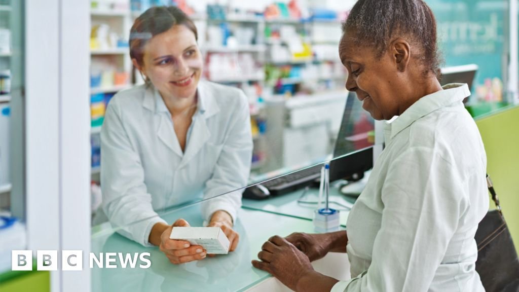 Pharmacists to prescribe drugs for minor illnesses