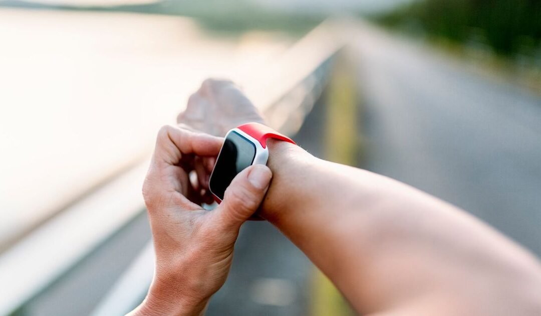 Apple finds workaround on reinstated ban of Apple Watch sales